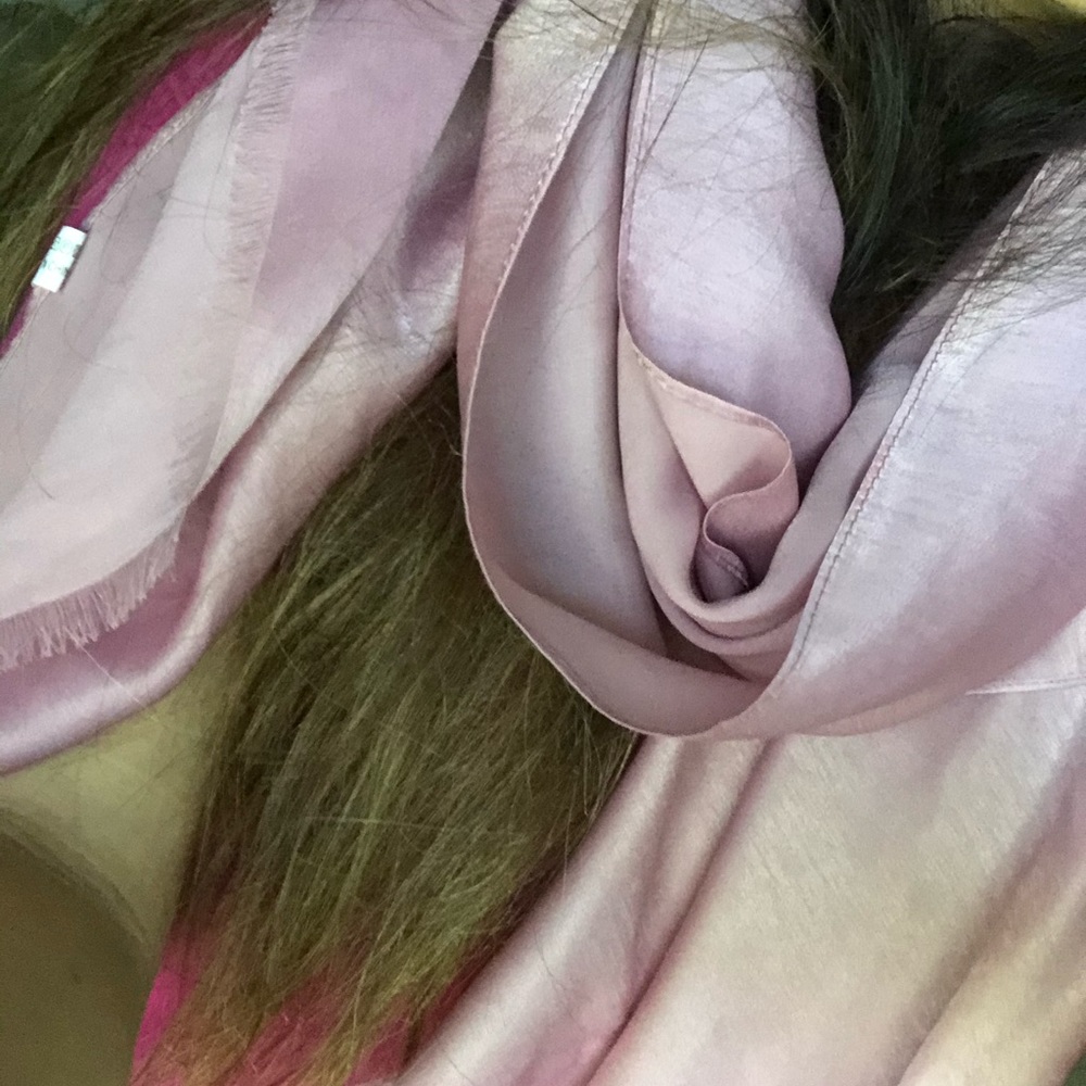 Scarf - Picture 3 of 5